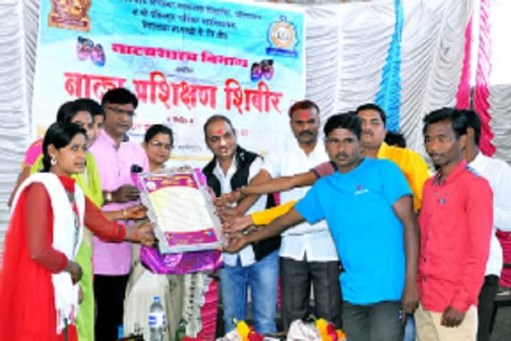 Shri Pandit Guru Pardikar Mahavidyalaya campus in Beed, Maharashtra, India — photo 4