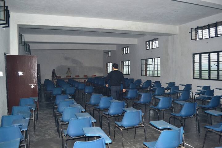 Ram Radhika Mahavidyalaya campus in Deoria, Uttar Pradesh, India — photo 4