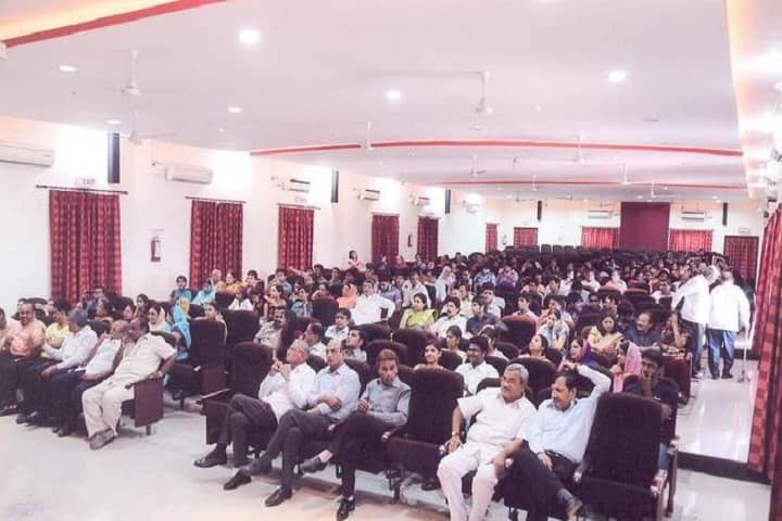 MC Gupta College of Business Management campus in Hyderabad, Telangana, India — photo 2