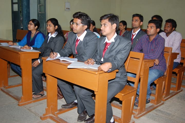 MC Gupta College of Business Management campus in Hyderabad, Telangana, India — photo 6