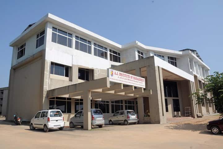 AJ Institute of Management campus in Mangalore, Karnataka, India — photo 1