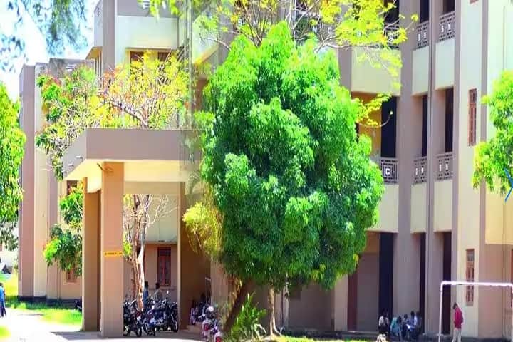Sree Narayana Guru College of Advanced Studies campus in Thiruvananthapuram, Kerala, India — photo 2