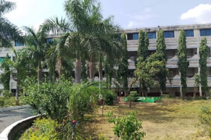 Aditya College of MBA, Beed campus in Beed, Maharashtra, India