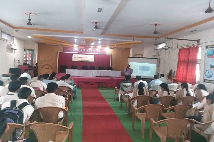 Smt Kesharbai Lahoti Mahavidyalaya campus in Amravati, Maharashtra, India — photo 6
