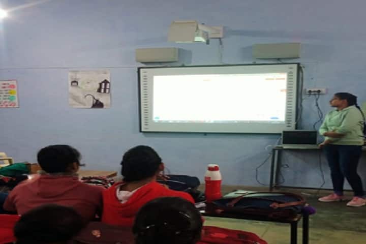 Maharana Pratap College for Women campus in Mandi Dabwali, Haryana, India — photo 2