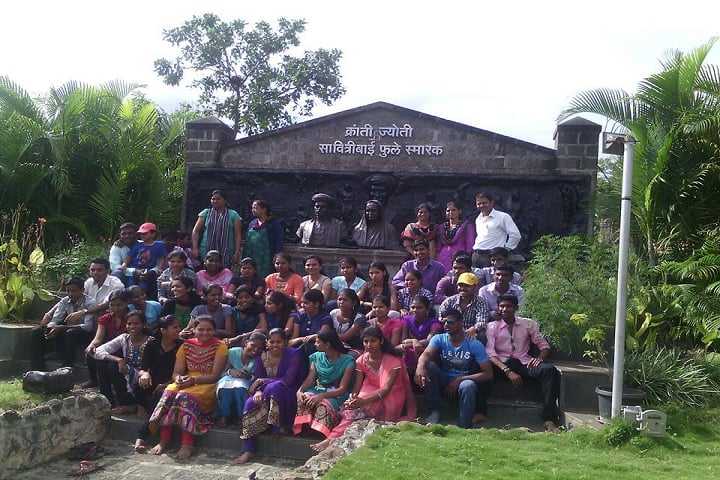 Shripatrao Kadam Mahavidyalaya campus in Satara, Maharashtra, India — photo 6