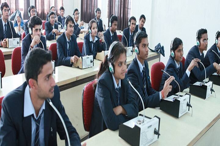 SHRIRAM Institute of Professional Studies campus in Meerut, Uttar Pradesh, India — photo 3