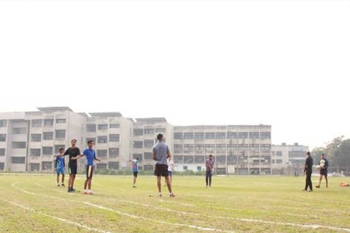 Post Graduate Government College campus in Chandigarh, India — photo 4