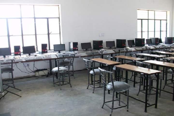 Deepanshu College of Professional Studies campus in Saharanpur, Uttar Pradesh, India — photo 3