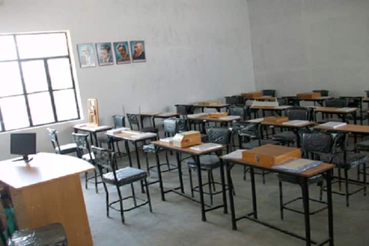 Deepanshu College of Professional Studies campus in Saharanpur, Uttar Pradesh, India — photo 6