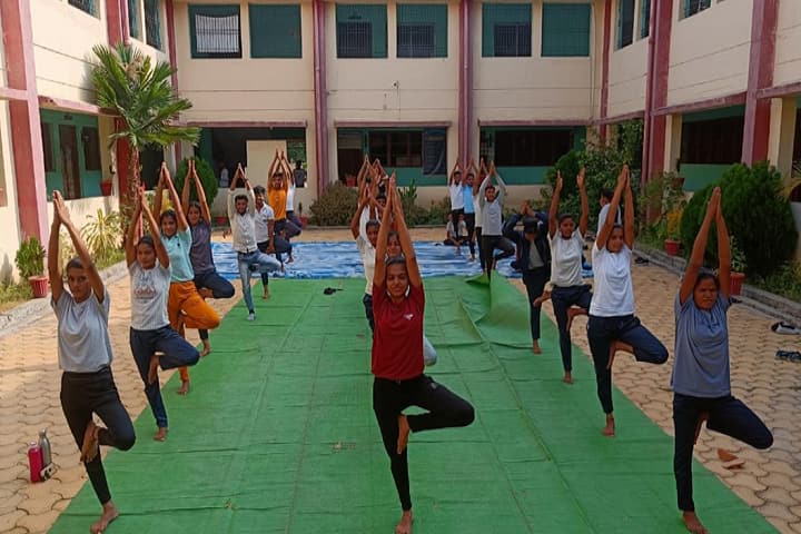 Government Rani Suryamukhi Devi College campus in Chhuriya, Chhattisgarh, India — photo 4