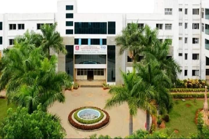 SIET Tumkur campus in Tumkur, Karnataka, India — photo 1