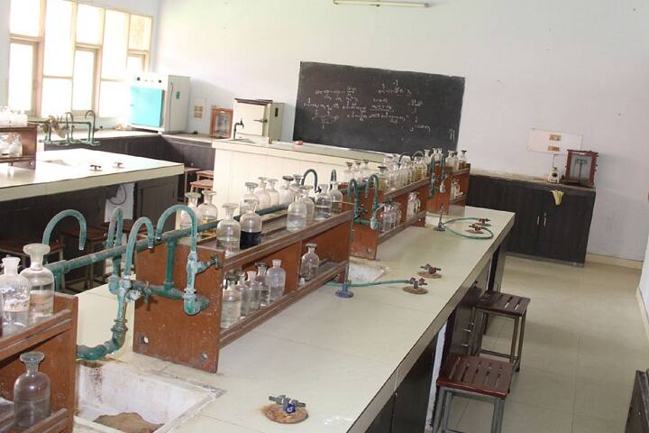 Guru Nanak Girls College campus in Ludhiana, Punjab, India — photo 6