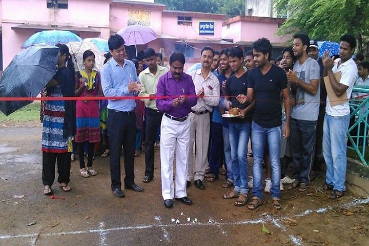 Gopabandhu Ayurveda Mahavidyalaya campus in Puri, Odisha, India — photo 2