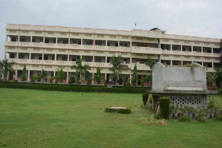 Smt Manorama Mahavidyalaya campus in Auraiya, Uttar Pradesh, India — photo 3