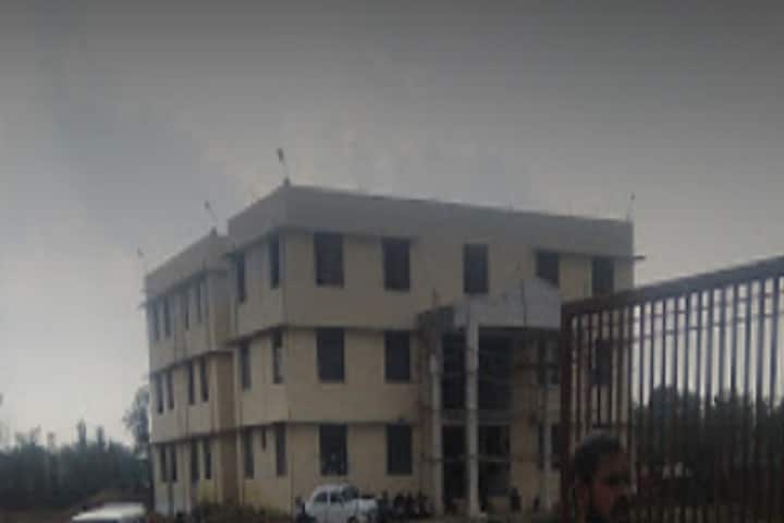 Shivam Agarwal Memorial Degree College campus in Sitapur, Uttar Pradesh, India — photo 1