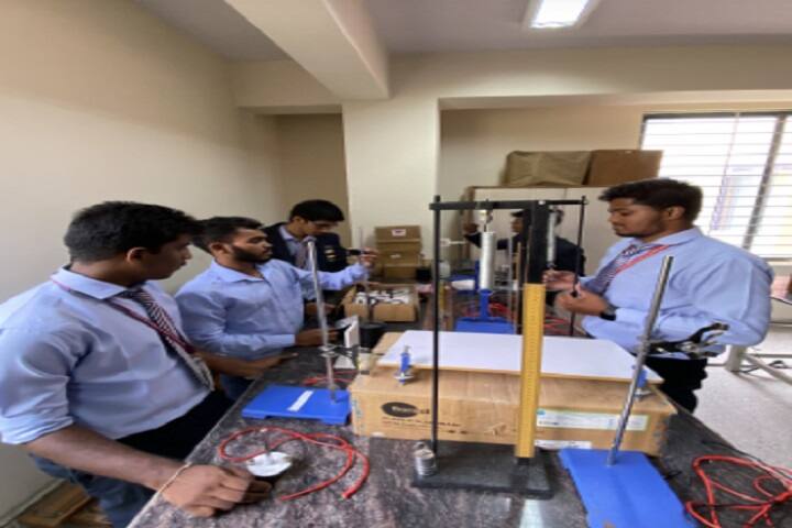 Rajadhani College campus in Bangalore, Karnataka, India — photo 5