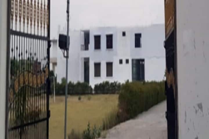 Ram Lakhan Patel Mahavidyalaya campus in Jalaun, Uttar Pradesh, India — photo 1