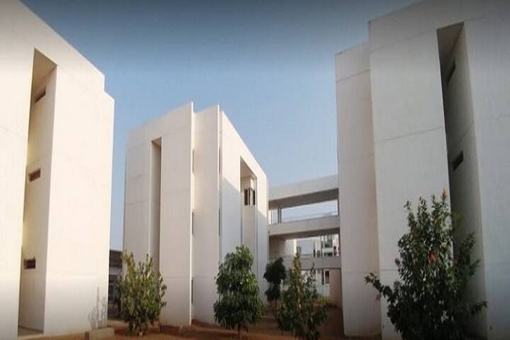 CARE Business School campus in Tiruchirappalli, Tamil Nadu, India — photo 2