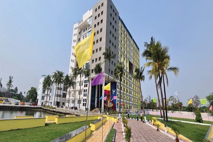 Faculty of Engineering and Technology campus in Kolkata, West Bengal, India — photo 1