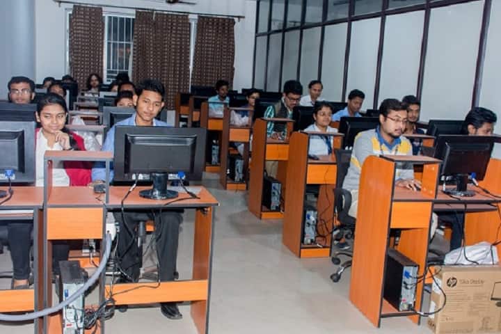 Faculty of Engineering and Technology campus in Kolkata, West Bengal, India — photo 4