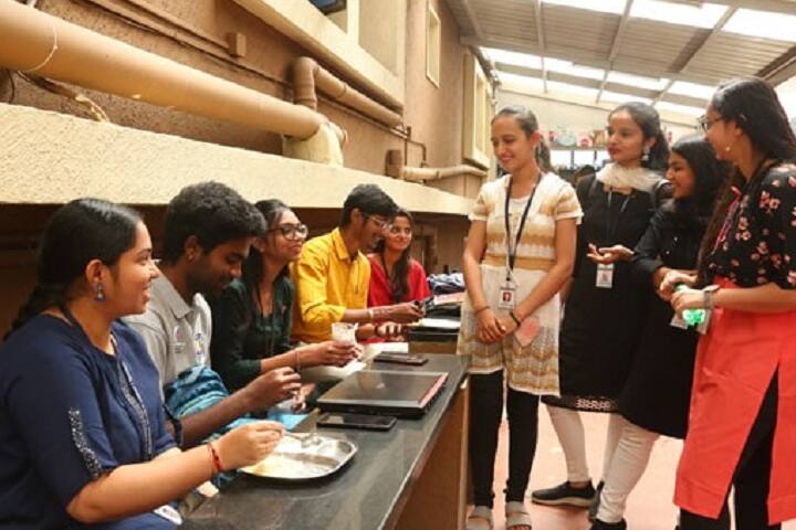 Seshadripuram Institute of Commerce and Management campus in Bangalore, Karnataka, India — photo 5