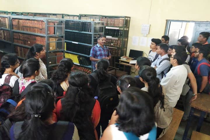 Shahaji Law College campus in Kolhapur, Maharashtra, India — photo 4