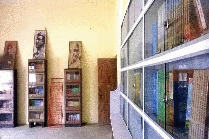 DP Mahavidyalaya campus in Badaun, Uttar Pradesh, India — photo 3