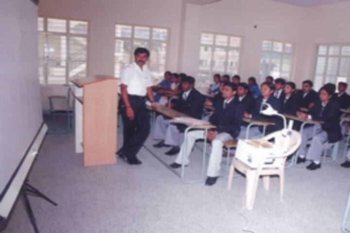 Sri Venkateshwara First Grade College campus in Bangalore, Karnataka, India — photo 1