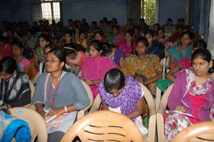 Karmyogi Tulshiram Pawar Mahavidyalaya campus in Ahmedpur, Maharashtra, India — photo 3
