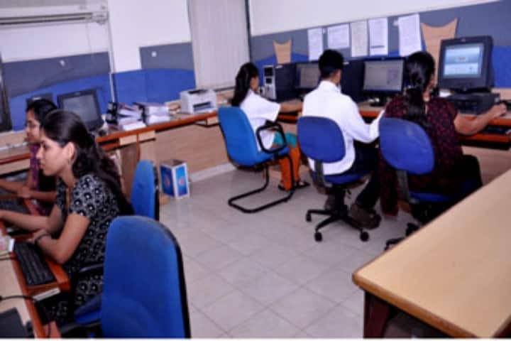 Dr D Y Patil Institute of Pharmaceutical Sciences and Research campus in Pune, Maharashtra, India — photo 4