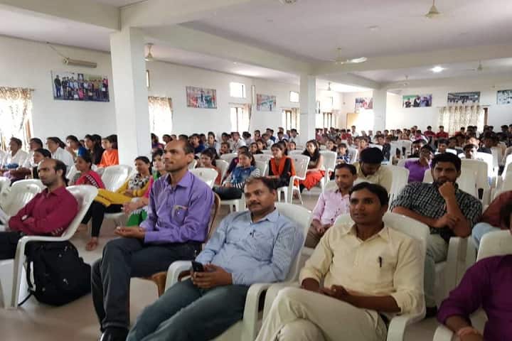 Lal Bahadur Shastri Vyavsayik Adhyayan Mahavidyalaya campus in Harda, Madhya Pradesh, India — photo 2