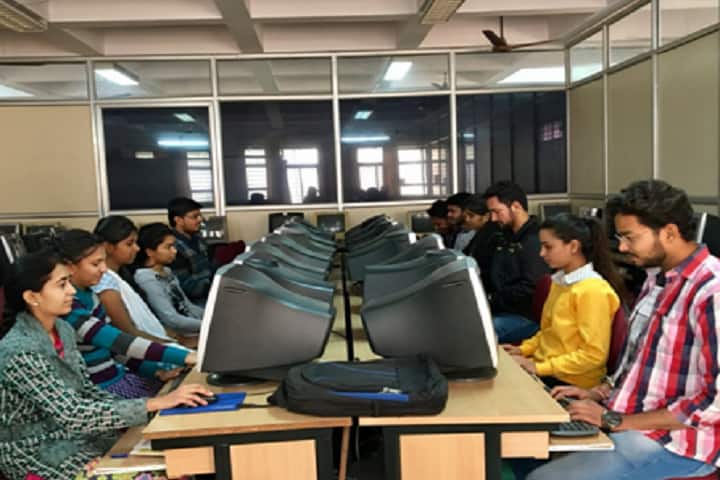 GSIMR Indore campus in Indore, Madhya Pradesh, India — photo 3