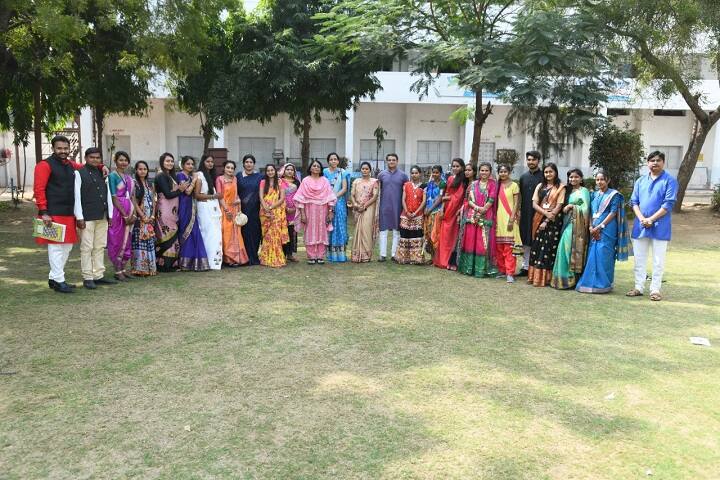 Anand Institute of PG Studies in Arts campus in Anand, Gujarat, India — photo 5
