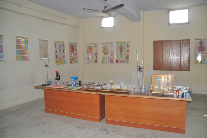 Haqiqullah Chaudhary Mahavidyalaya campus in Gonda, Uttar Pradesh, India — photo 5
