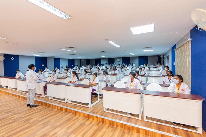 Tagore Medical College and Hospital campus in Rathinamangalam, Tamil Nadu, India — photo 5
