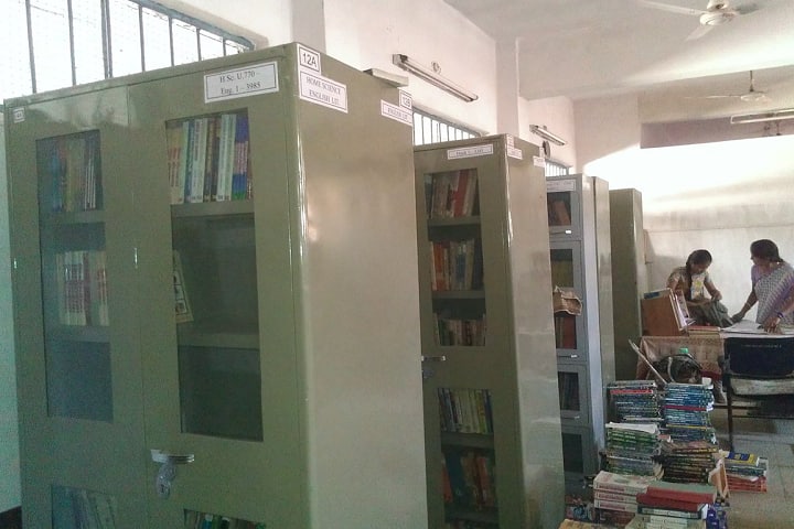 Maharani Pushpmala Raje Paur Government Girls Degree College campus in Dewas, Madhya Pradesh, India — photo 6