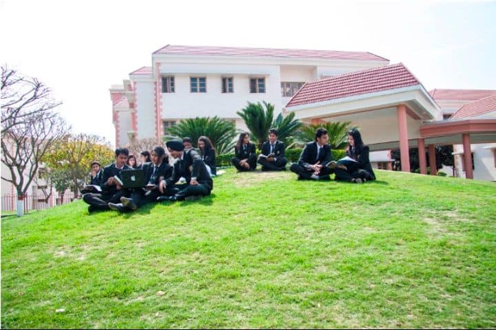UIT Dehradun campus in Dehradun, Uttarakhand, India — photo 3