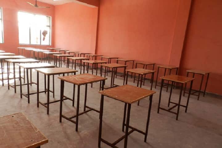 Late Pooran Ramprakash Dixit College campus in Hamirpur, Uttar Pradesh, India — photo 3