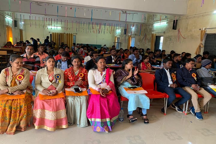 Government Shyama Prasad Mukharjee College campus in Surguja, Chhattisgarh, India — photo 1
