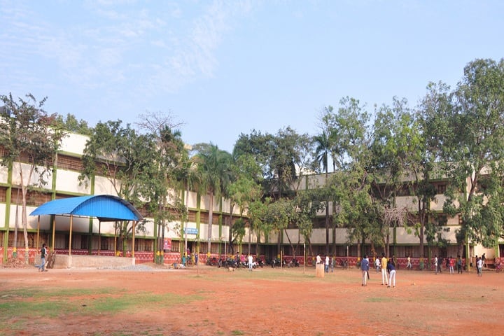 Dr Sarvepalli Radhakrishnan Government Arts College campus in Puducherry, India — photo 1