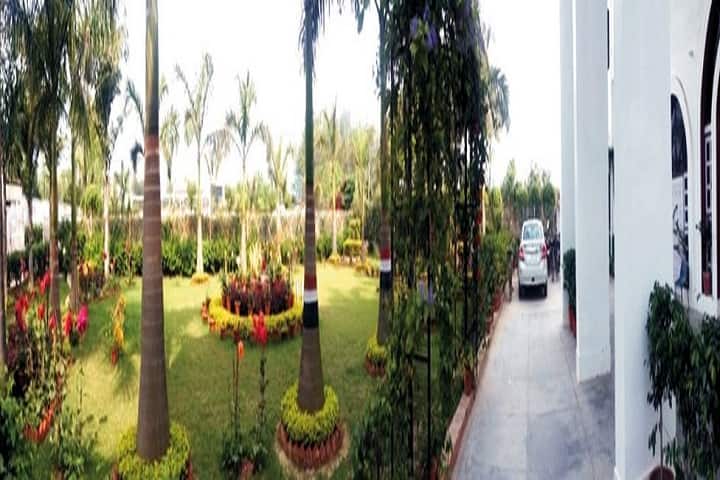 SJ Mahavidyalaya campus in Kanpur Nagar, Uttar Pradesh, India — photo 2
