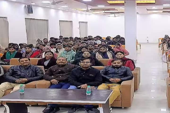 SJ Mahavidyalaya campus in Kanpur Nagar, Uttar Pradesh, India — photo 6