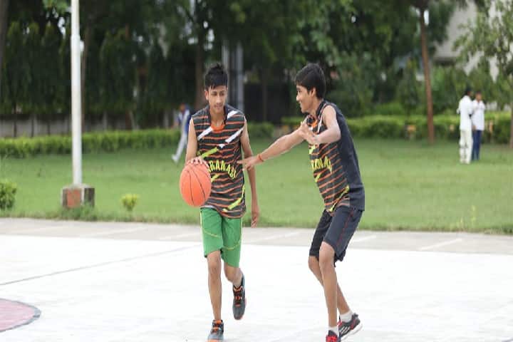 Shri Gajanand Sital Yadav Mahavidyalya campus in Mirzapur, Uttar Pradesh, India — photo 4