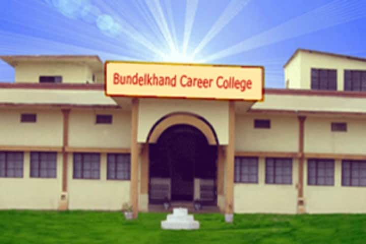 Bundelkhand Career College campus in Hatta, Madhya Pradesh, India — photo 1
