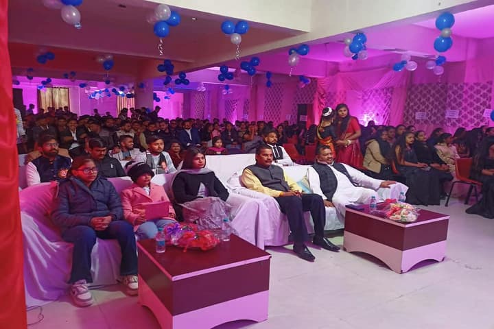 Maya Institute of Pharmacy campus in Hathras, Uttar Pradesh, India — photo 1