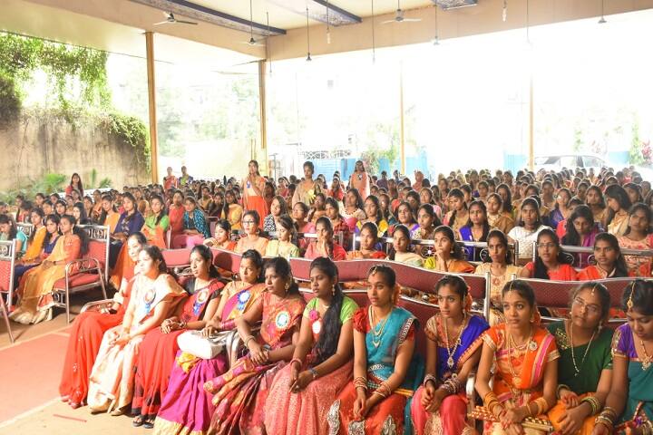 Vanitha Degree College for Women campus in Rangareddy Pally, Telangana, India — photo 6