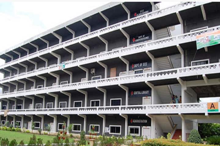 KIET Korangi campus in East Godavari, Andhra Pradesh, India — photo 2