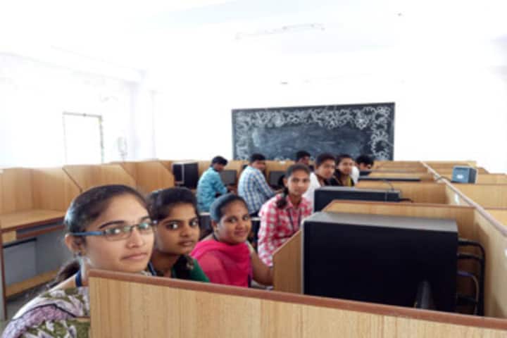 Kuvempu First Grade College campus in Bangalore, Karnataka, India — photo 3
