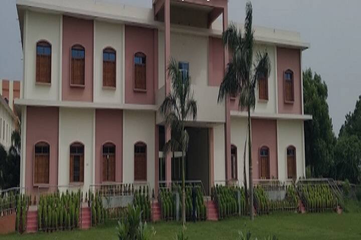 Maa Sheetla Devi Trijugi Narayan Mahila Mahavidyalaya campus in Kanpur Nagar, Uttar Pradesh, India — photo 2